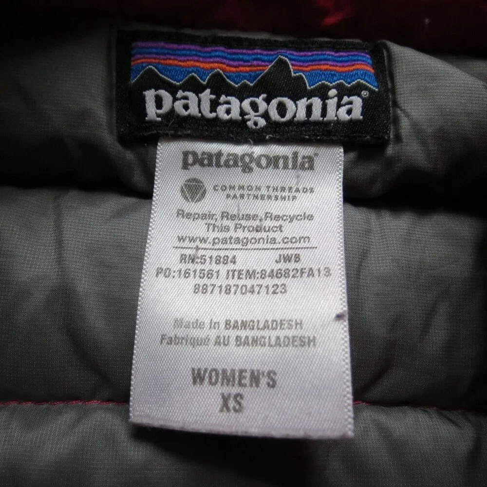 PATAGONIA Women's Cherry Red Down Sweater Puffer Jacket Size XS Lightweight